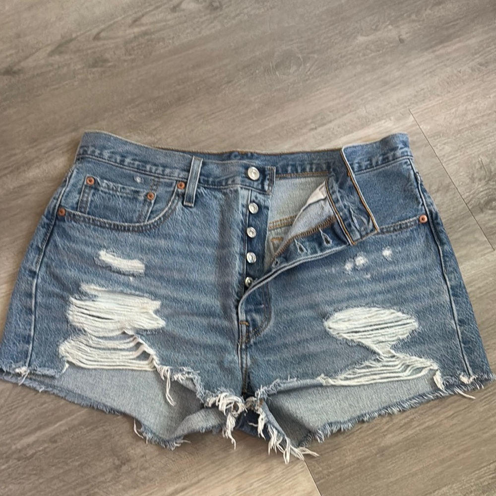 Levi’s 501 Jean Cutoff Shorts
